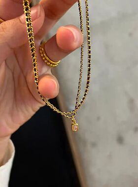 2024新款爆款复古黑金方糖项链女精致小巧粉钻链条轻奢古巴锁骨链