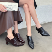 气质通勤轻熟风376 复古风尖头皮鞋 富丽2026春粗跟漆皮褶皱女鞋