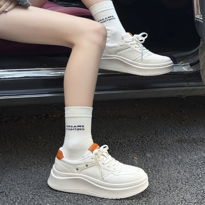 富丽2026春季新款厚底增高小白鞋女百搭轻便系带休闲运动鞋082-65