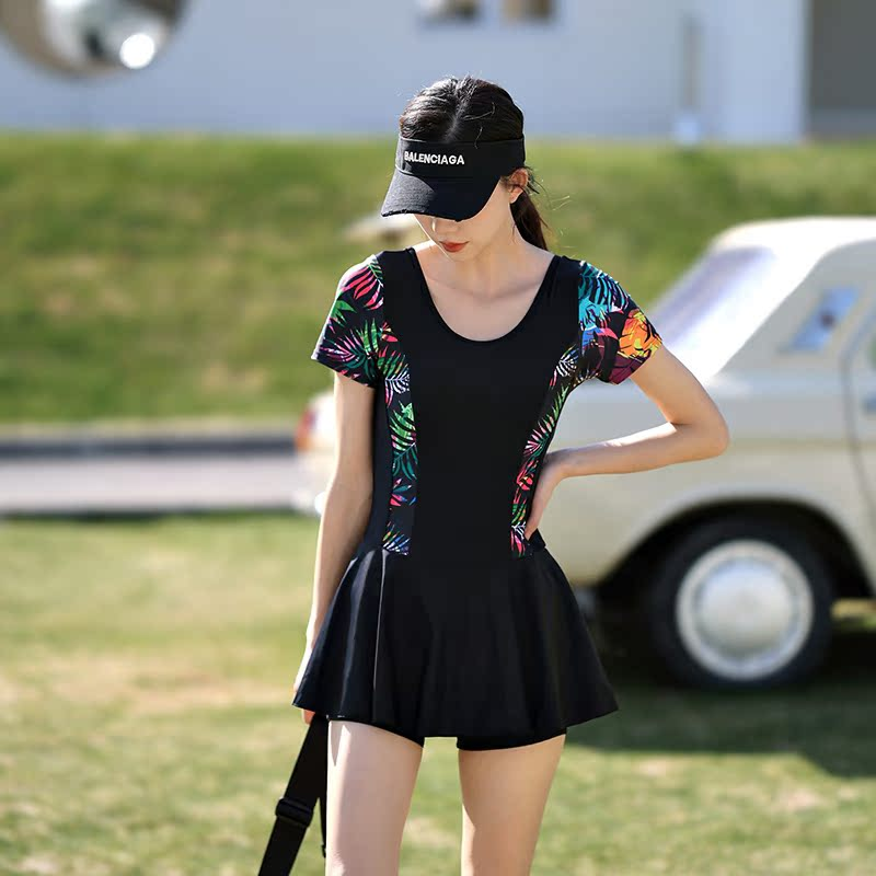泳衣女款2025新爆款款高级感成人大码胖mm中年妈妈中老年泡温泉