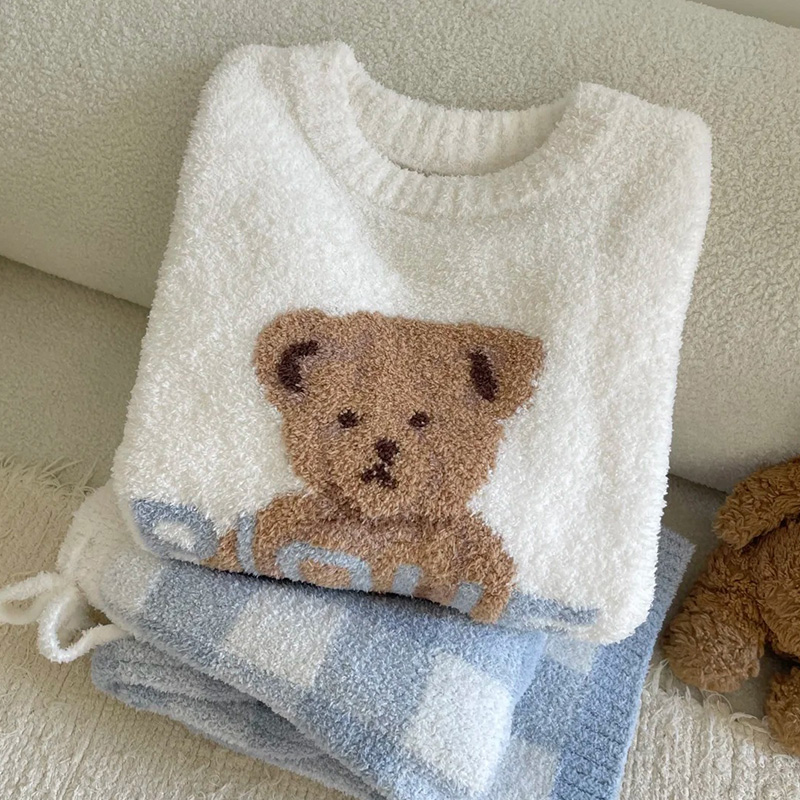 秋冬保暖加厚珊瑚绒小熊睡衣女