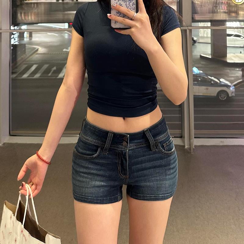 美式辣妹低腰丰胯牛仔短裤女2025夏季新款复古百搭a字包臀热裤子