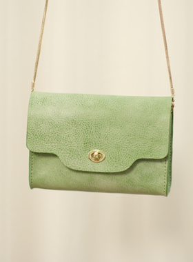 雾蜡牛皮斜挎小方包女手工真皮单肩包