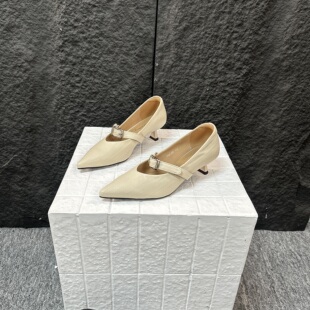 法式 牛皮3公分 尖头时尚 百搭单鞋 C5902 小跟女鞋 撤柜断码