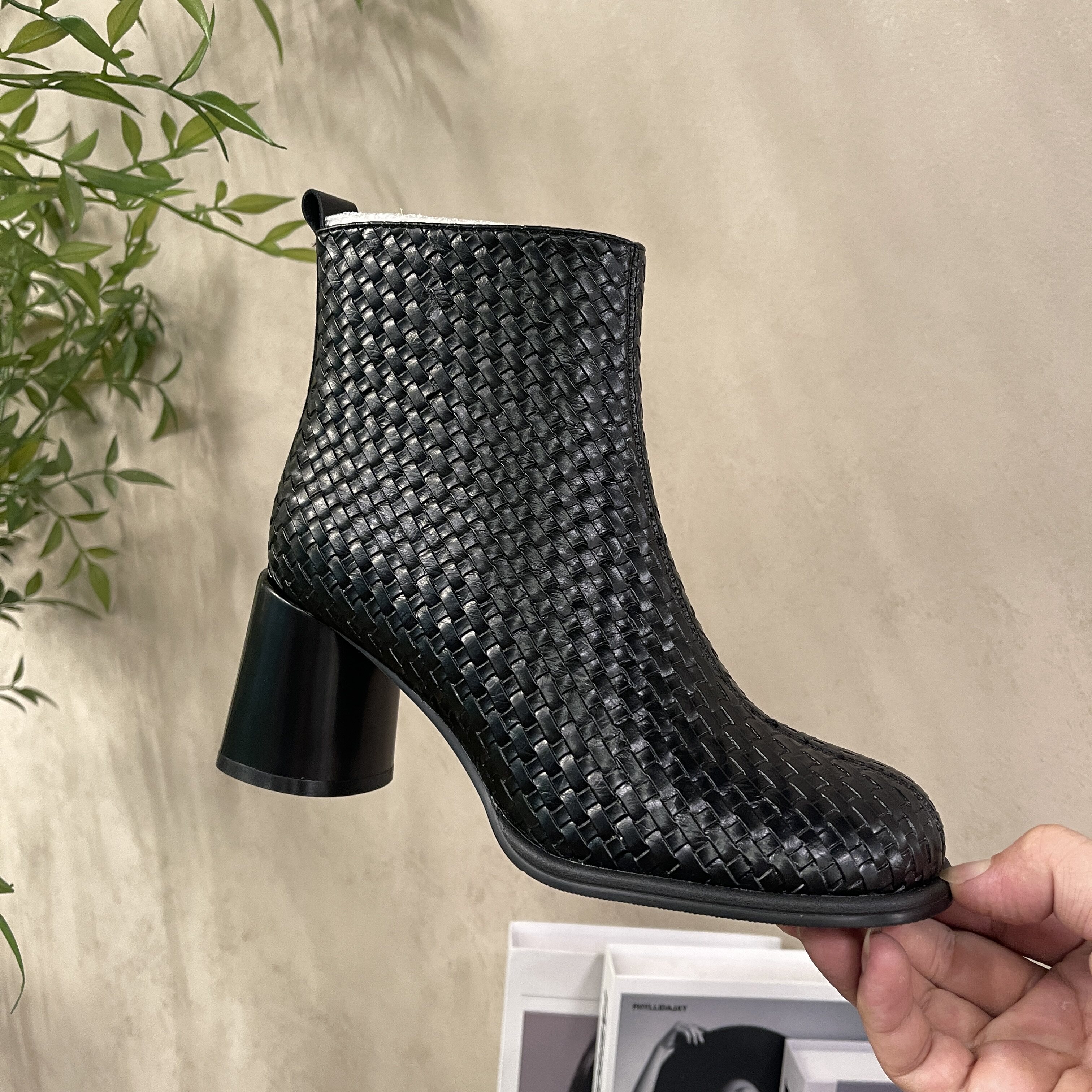 【断码特价】牛皮5公分/夏季新款粗跟圆头试试百搭短靴女鞋688-8