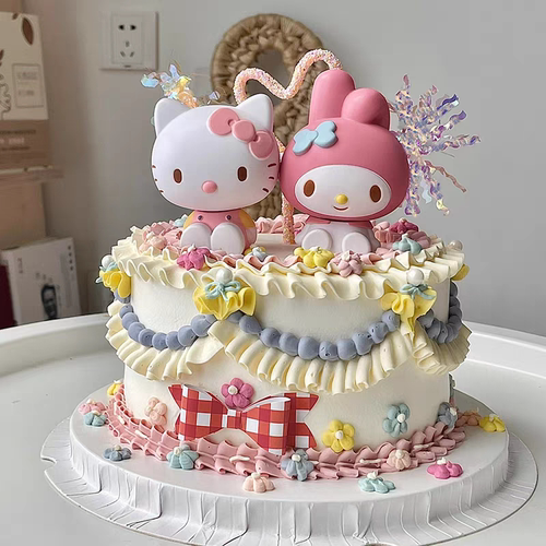 kt猫蛋糕装饰美乐蒂公仔摆件女孩凯蒂猫生日甜品台烘焙插件配件