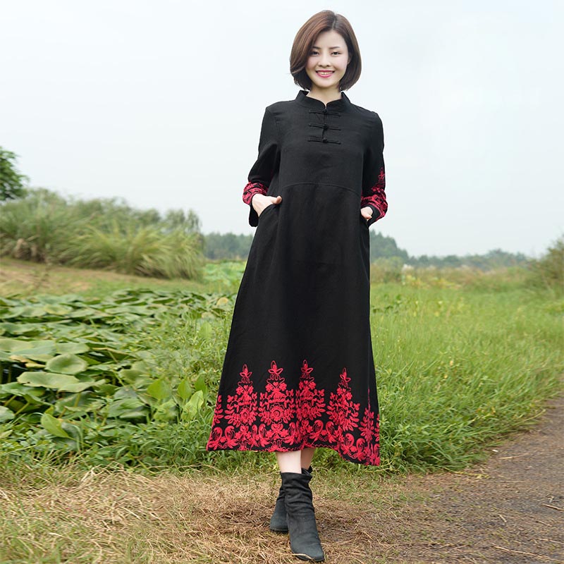 春夏棉麻长袖连衣裙女 民族风中式立领复古大码长裙显瘦绣花a字裙