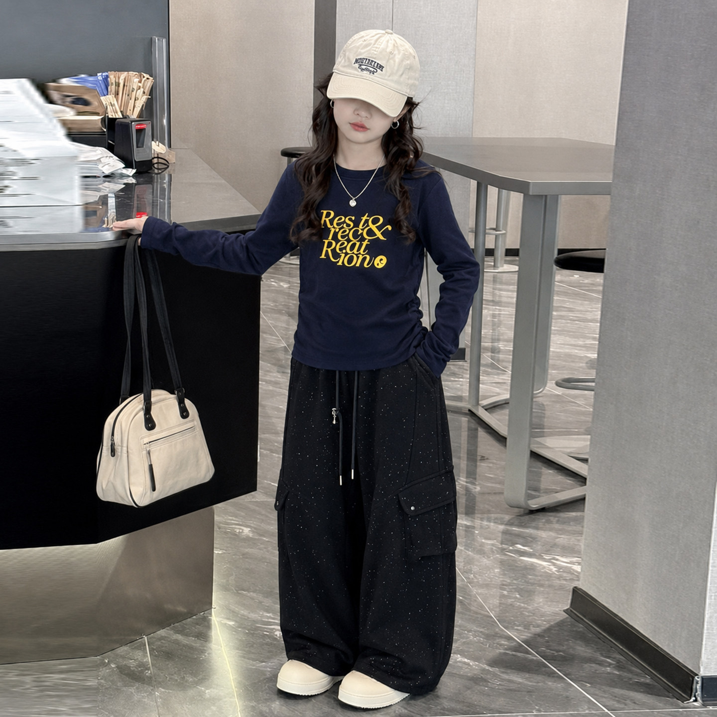 韩国女童套装长袖t恤打底衫秋季2026新款大儿童阔腿工装裤两件套T