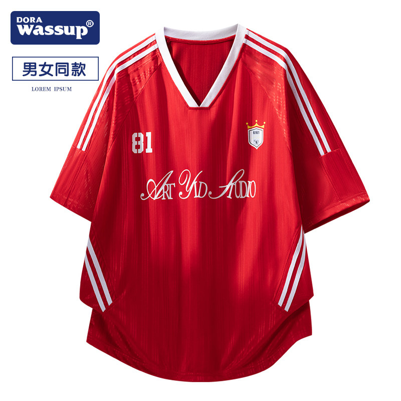 DORA WASSUP红色V领短袖T恤男女同款宽松透气运动风球衣宽松半袖