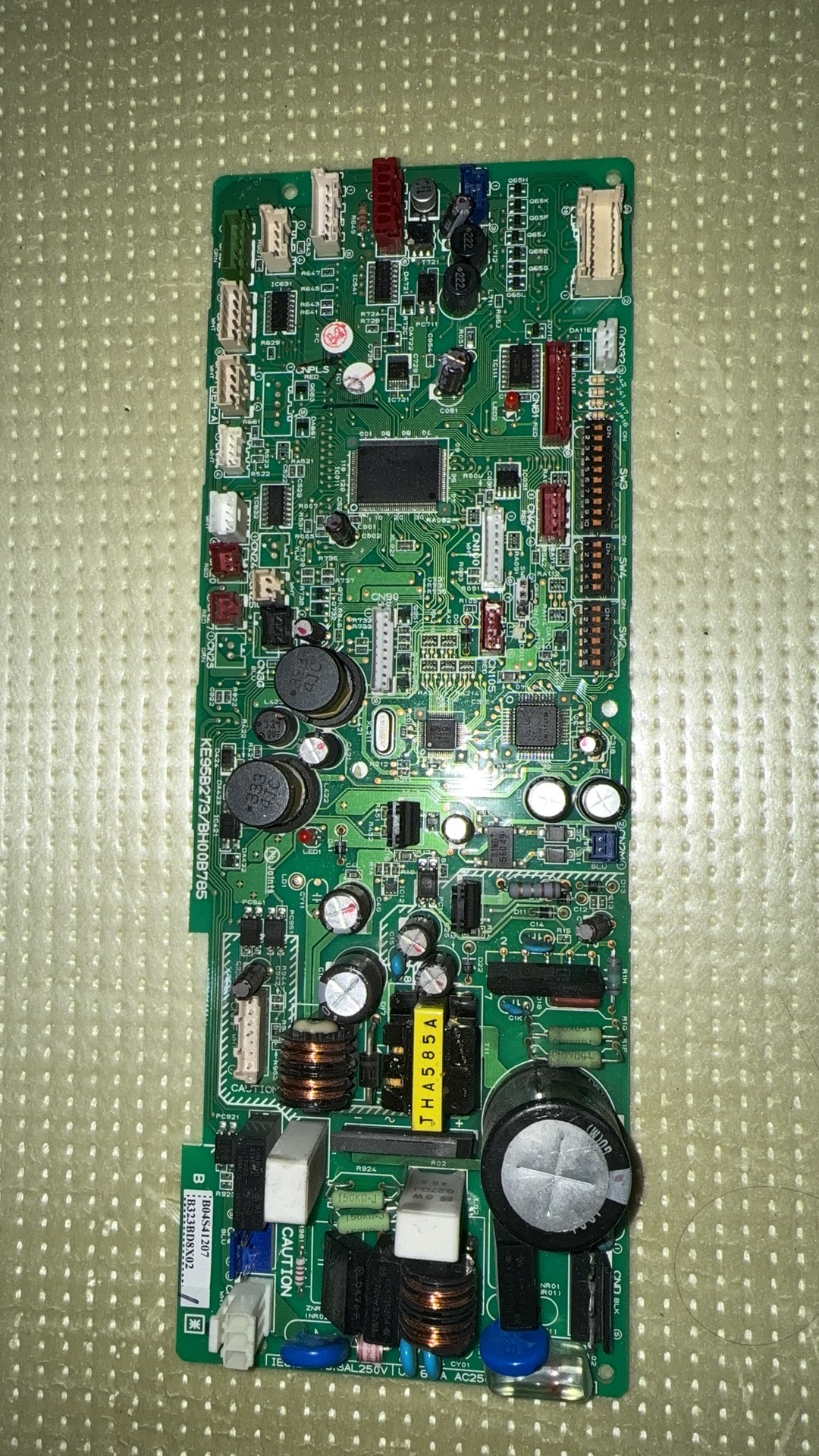 三菱电机空调风管机P36VMSC-E-S内机板KE95B273 BH00B785