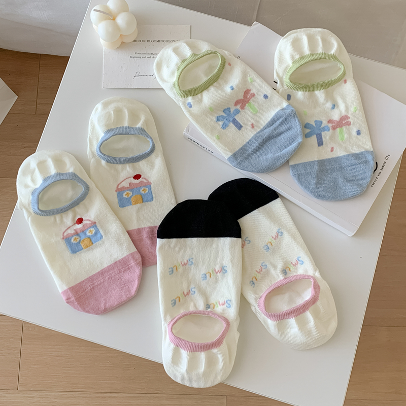 船袜女隐形防滑不掉跟纯棉浅口短袜防臭吸汗韩系可爱ins无骨袜子