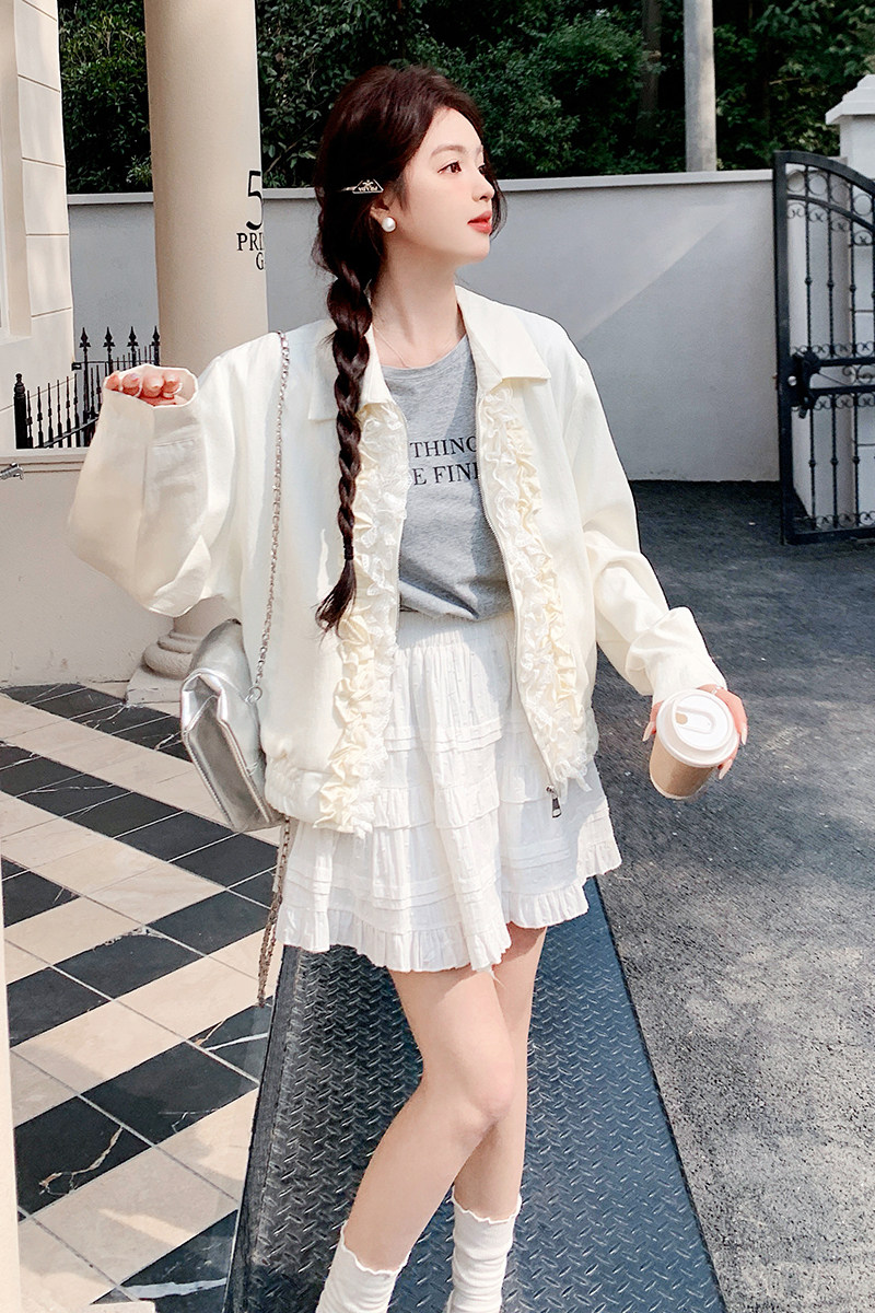 设计感花边白色薄外套女春2025超火独特漂亮洋气减龄短款夹克上衣图片