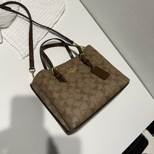 时尚 托特包大容量单肩腋下包 Knоck百搭斜挎包女包2026新款 Clean