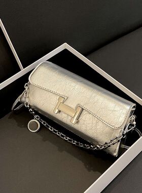 Clean Knоck包包女2026时尚小方包时尚巴比龙链条高级感蛇骨链包