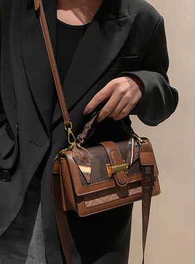 Clean Knоck压纹包包女2026新款时尚手提包小方包百搭单肩斜挎包