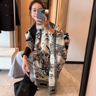 法国CINSKINS良辰美景~黑白山茶花羊绒围巾女秋冬外披肩保暖围脖