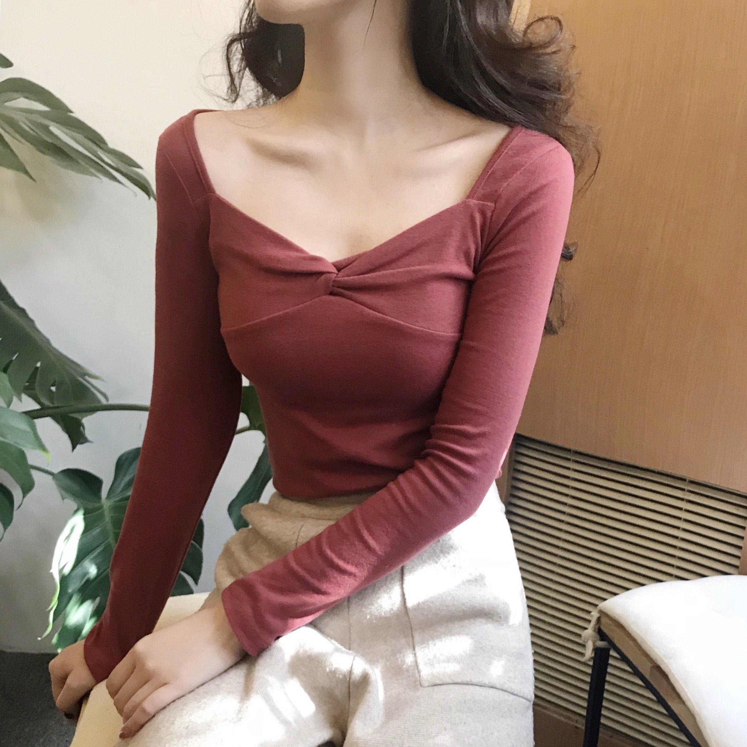 裸色豆沙红V领方领打底衫女韩风胸前打结显瘦春秋长袖上衣内搭T恤