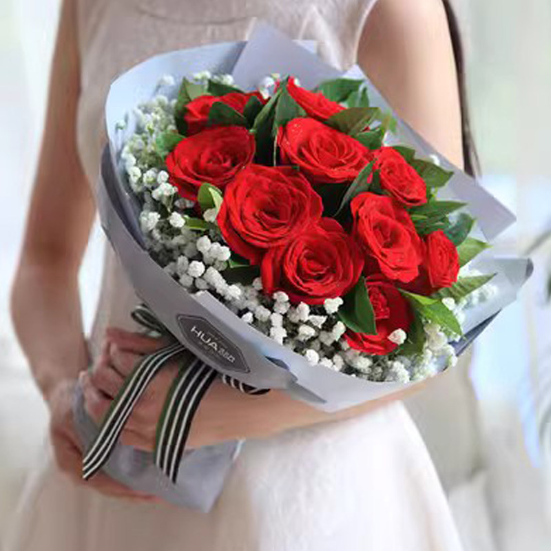 鲜花同城速递东莞花店配送求婚生日韩式混搭绣球红粉玫瑰花束礼盒
