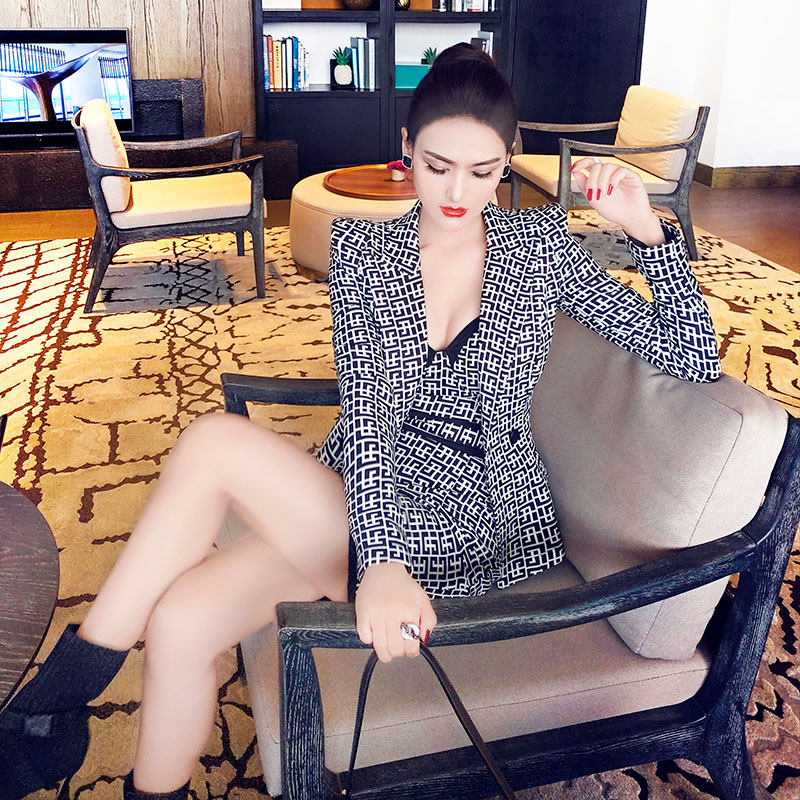 套装裙女职业秋季新款法式短款西装外套时尚包臀裙两件套,女装/女士精品,时尚套装,淘宝优惠券,粉丝福利购,淘宝优惠卷