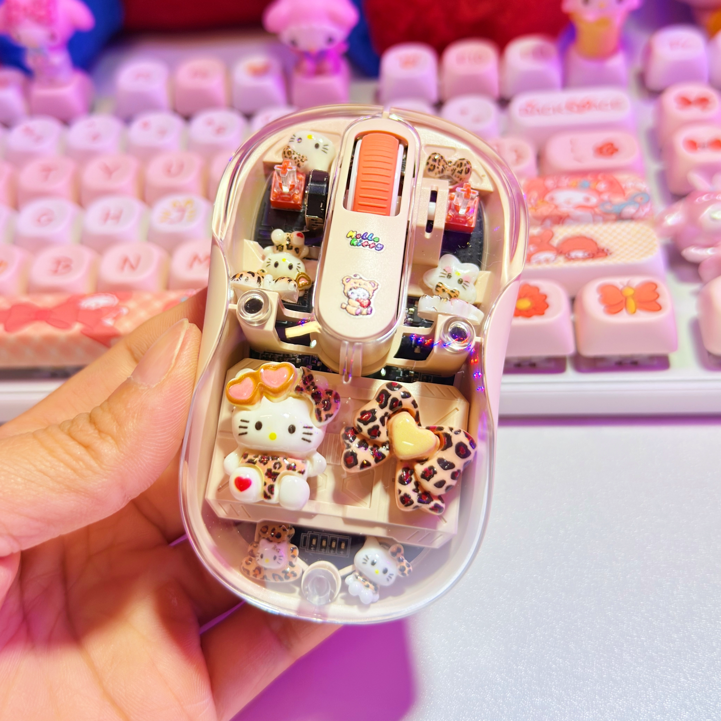 豹纹HelloKitty无线蓝牙鼠标三模充电发光透明静音手工卡通KT鼠标