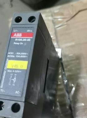 全新库存拆机  R100.30-IO固态继电器。包好!全新议价