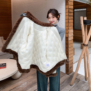 设计感毛绒拼接羽绒服女2025年冬季新款巨好看加厚保暖白鸭绒外套图片