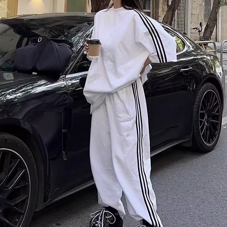 时尚条纹短袖长裤运动服两件套装