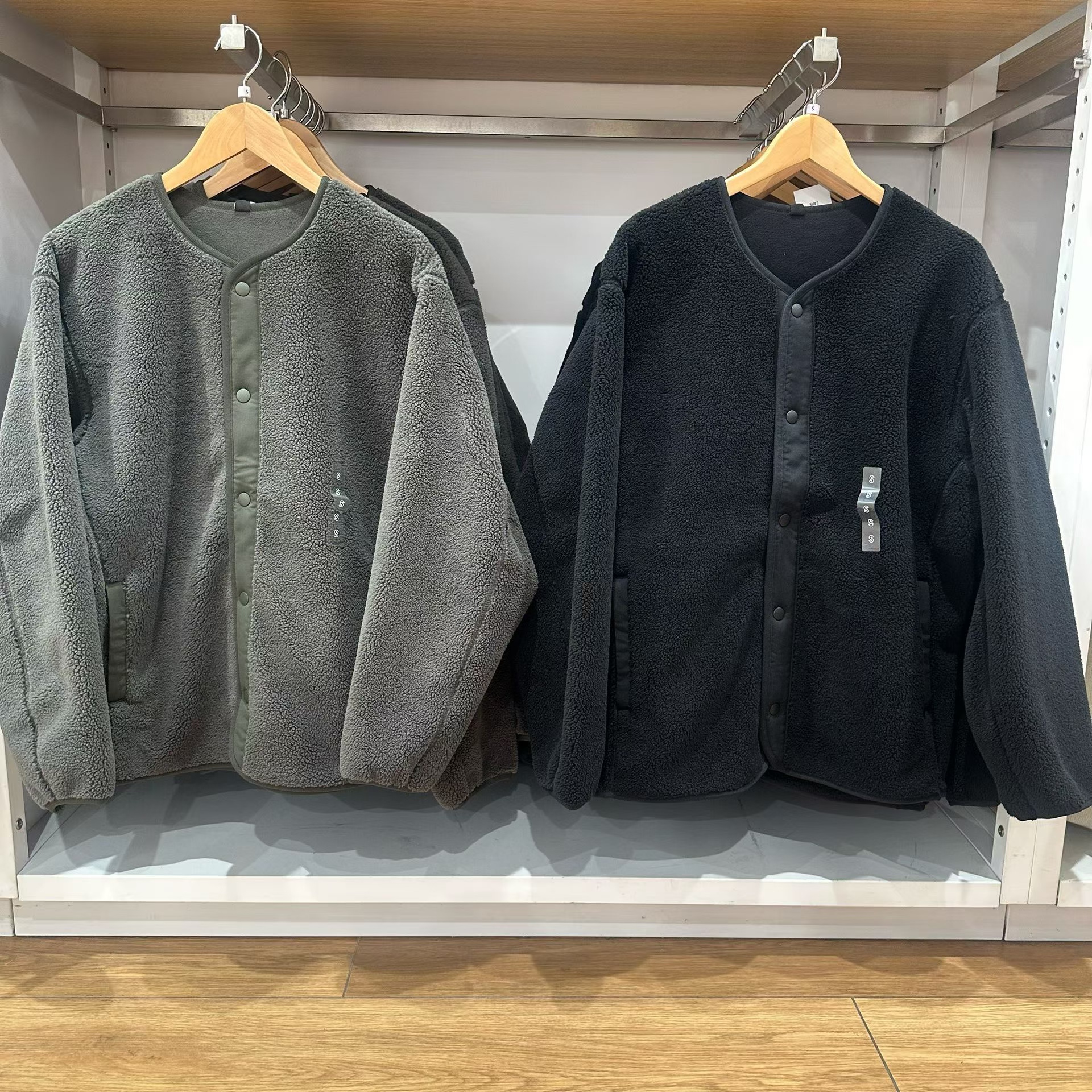 25秋冬新款原单品质男女装防风仿羊羔绒摇粒绒开衫长袖外套481183