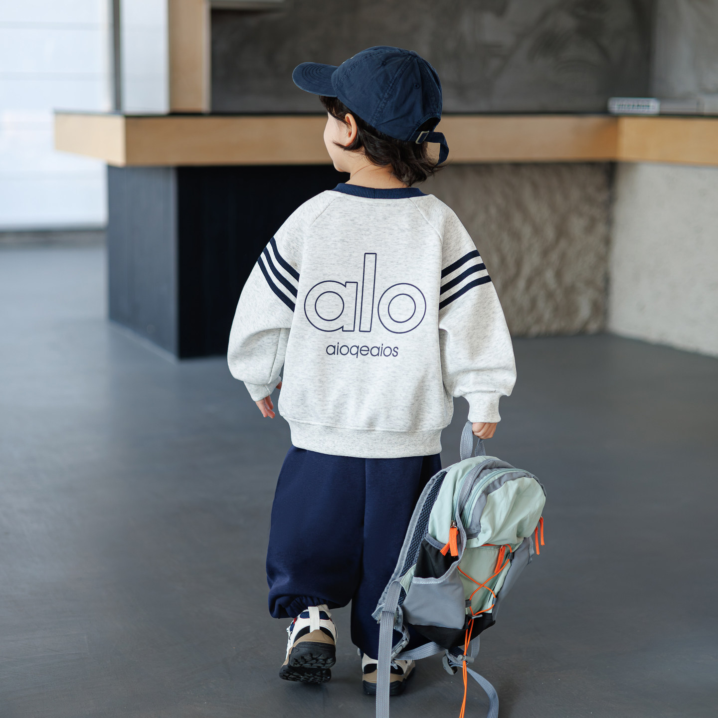 男童春装卫衣套装2026新款学院风时髦小男孩运动衣服儿童春秋韩版