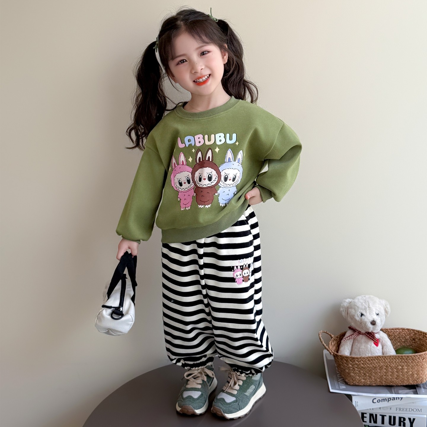 女童超好看韩系春装2026新款儿童春秋季运动卫衣套装童装洋气衣服