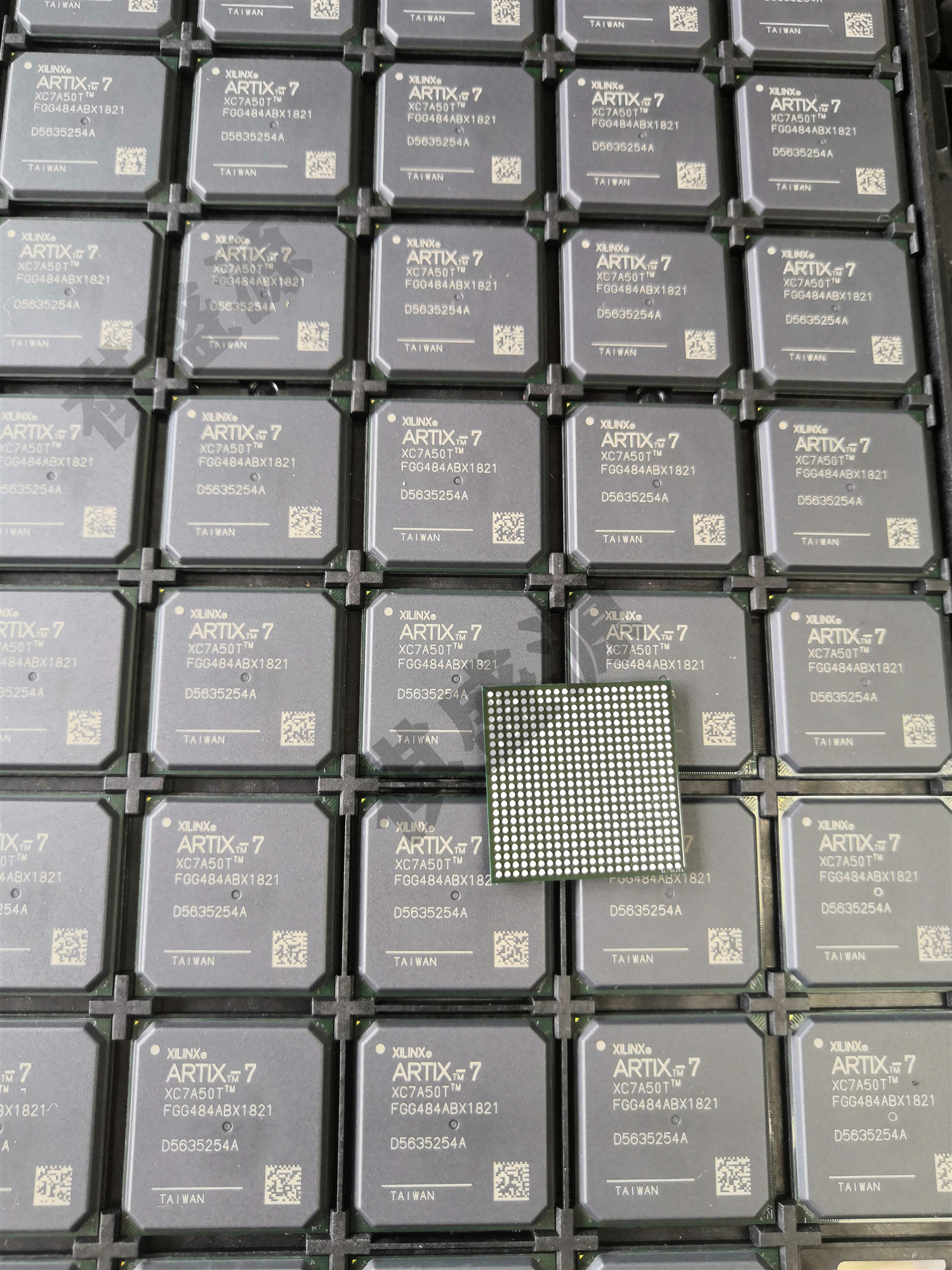 原装正品编程储存器XC7A50T-2FGG484I XC7A50T-FGG484 工业级芯片