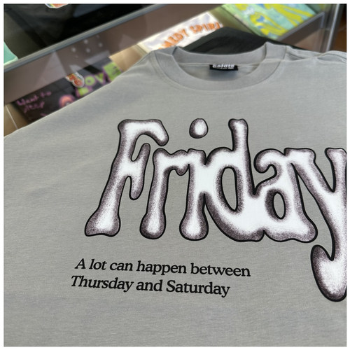 短袖T恤美式休闲男女快乐星期五