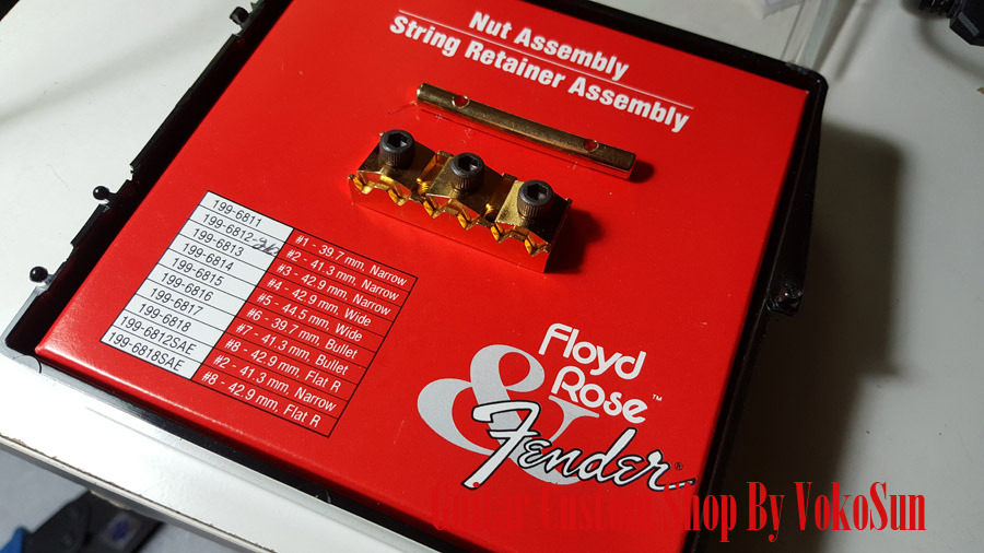 FENDER FLOYD ROSE 琴头锁弦器 弦枕 金色 41.3MM  199-6812-210