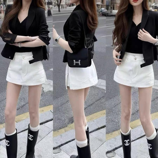 卡卡官方正品2026高腰防走光半身裙百搭显瘦显腿长牛仔小白裙裤女