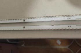 AA三星 UA46ES5500R 灯条 SLED2012SVS546 7032NB LEFT60  6针的