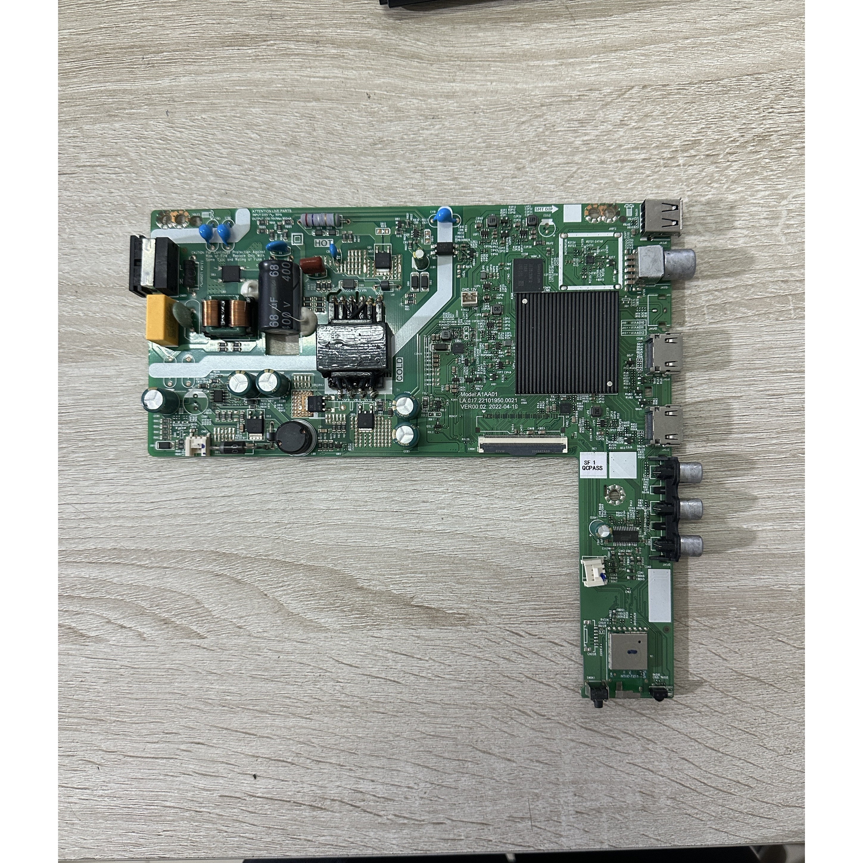 A原装创维32H3主板A1AA01 LA.017.22101950.0021屏SDL320HY 实拍