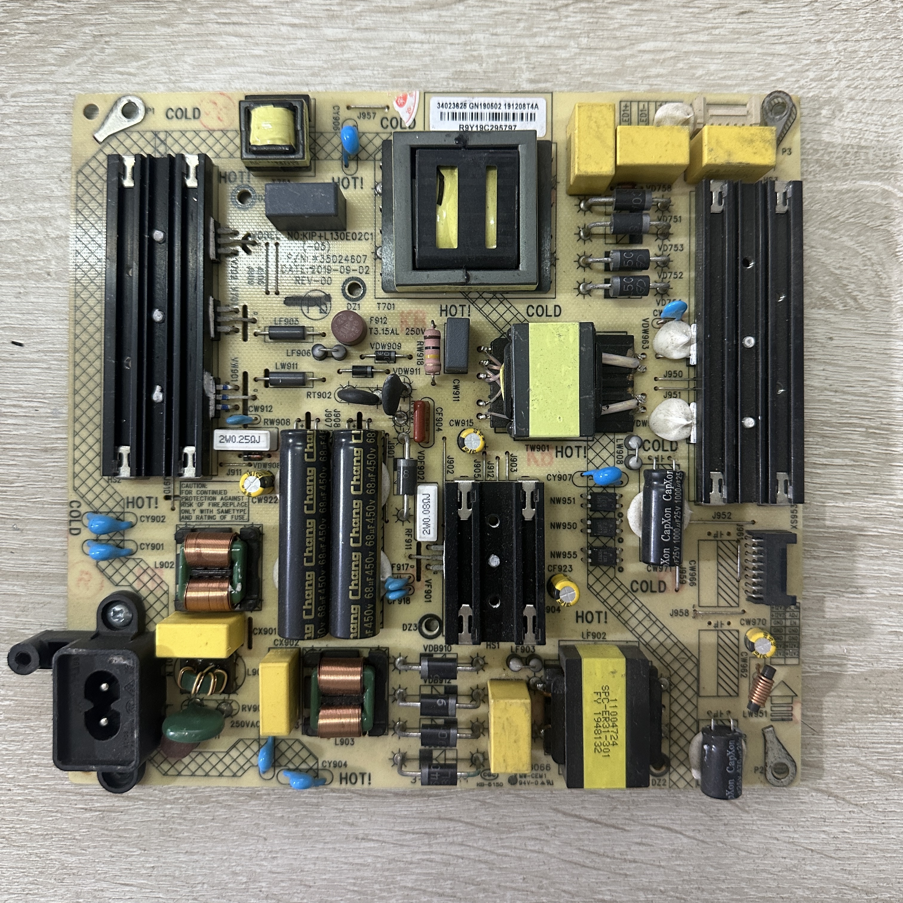 原装康佳LED58U5 LED55F1 LED55D8电源板34023625 35024607成色好