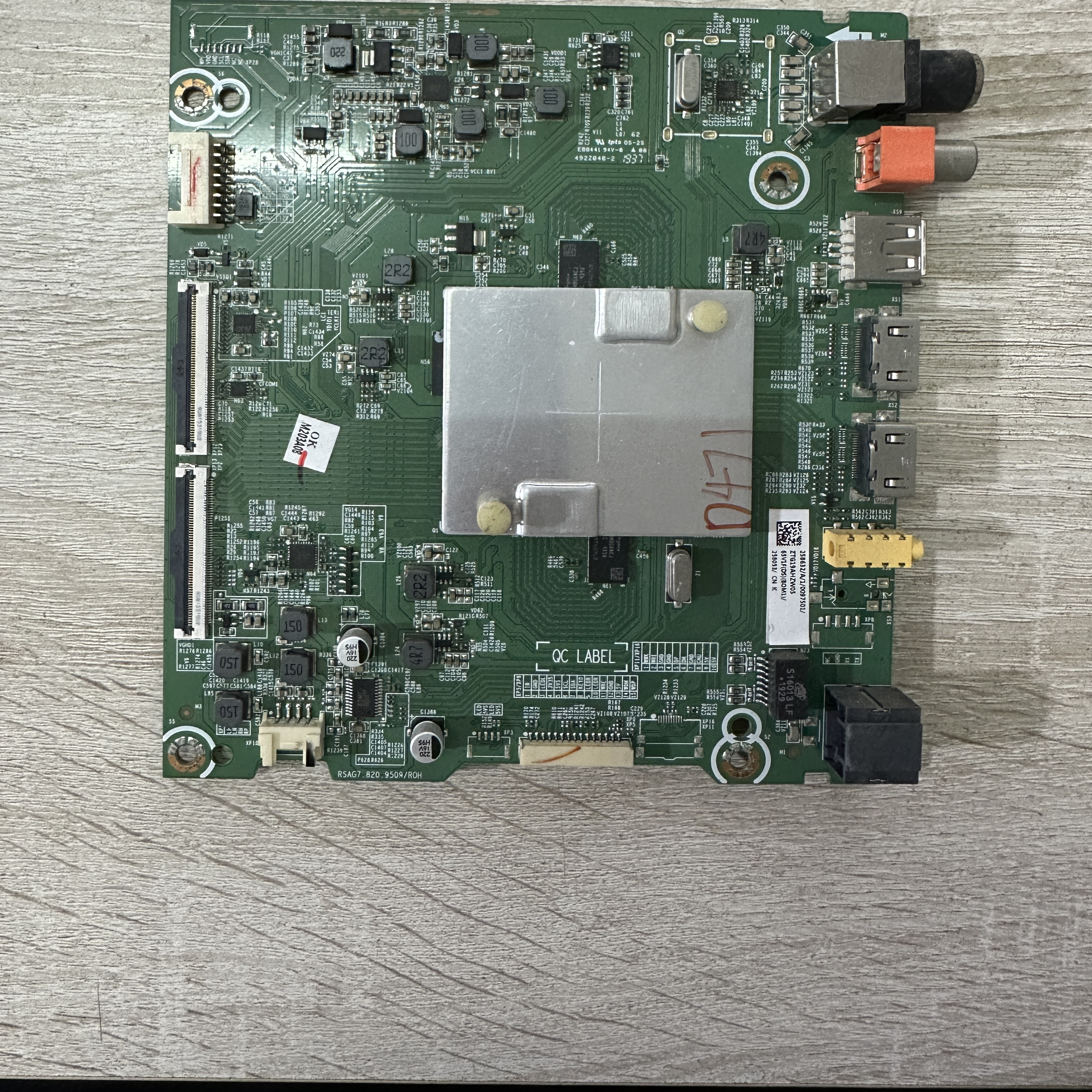 A原厂海信65V1F(BOM1)258053主板RSAG7.820.9509屏HD650X1U51-T0