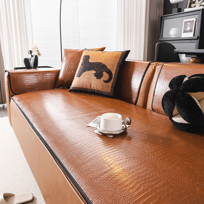 防水免洗皮革沙发垫四季通用防滑坐垫轻奢高档真皮老式沙发套盖布