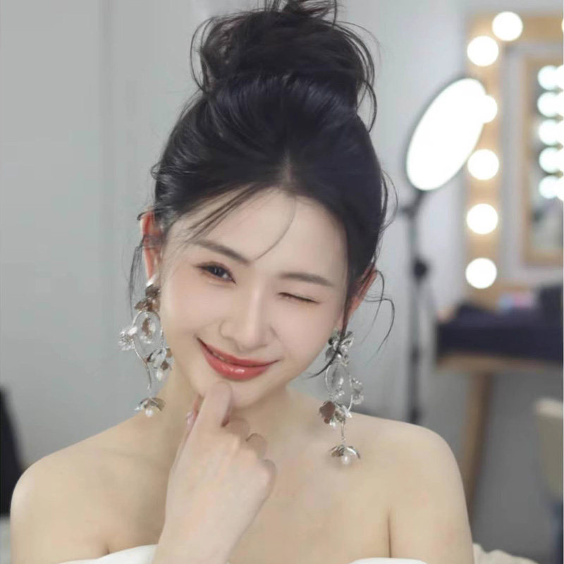 新娘婚纱耳环结婚花朵长款耳坠伴娘敬酒服礼服耳饰订婚新中式国风