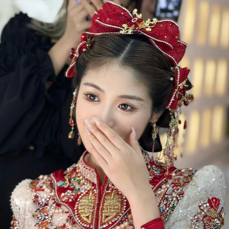 新娘蝴蝶结秀禾服头饰中式结婚