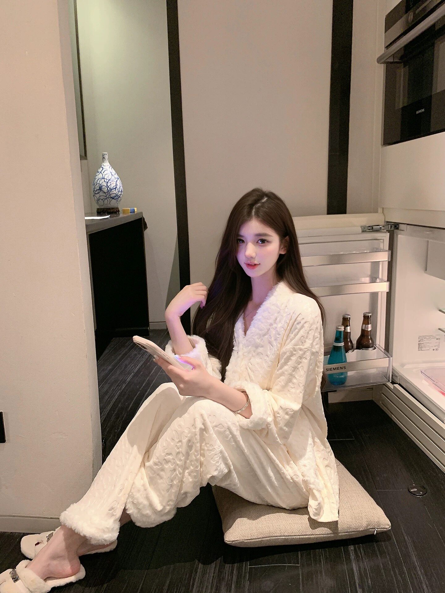 贵贵千金 海岛绒睡衣女秋冬款2025新款冬季薄绒加厚高级感家居服