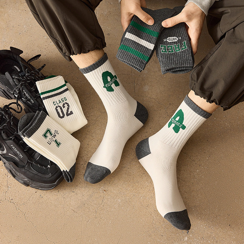 潮流男士袜子2025秋季新款字母条纹中筒袜吸汗透气运动袜灰色袜子