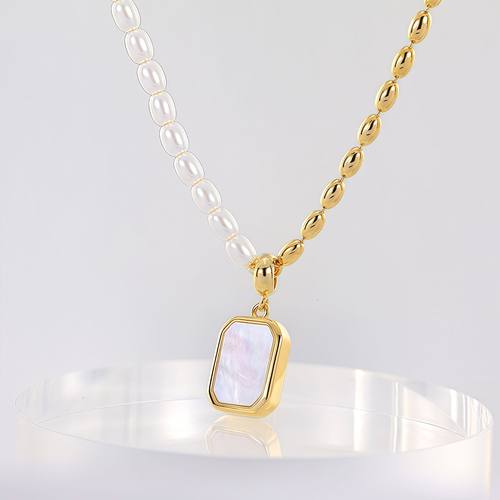 韩版新品复古气质名媛风镶锆石项链女18K金不掉色珍珠链高级