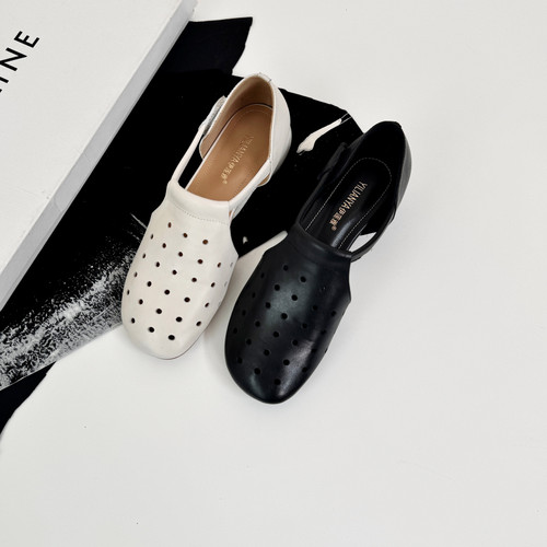 396-561凉鞋女夏季新款粗跟中跟鞋镂空洞洞鞋大码真皮女鞋圆头