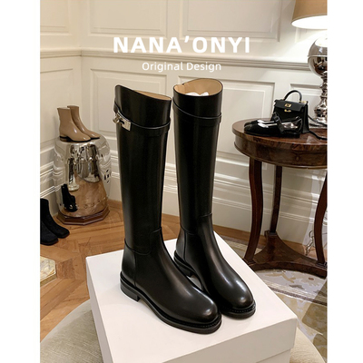 黑色高筒骑士靴女2025新款小众设计斜口金属扣粗跟不过膝长筒靴子