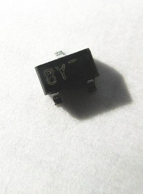 稳压二极管 18V 贴片SOT-23 LBZX84C18LT1G   BZX84C18V 丝印8Y