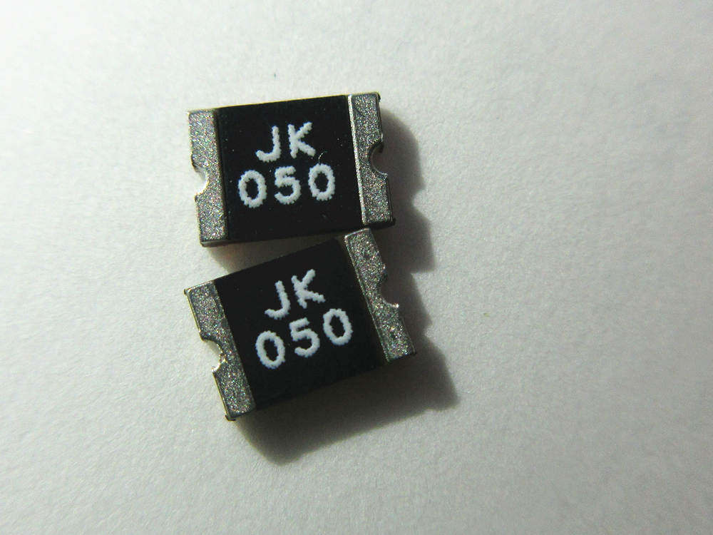 【晟记】贴片ptc自恢复保险丝 封装1812 500ma