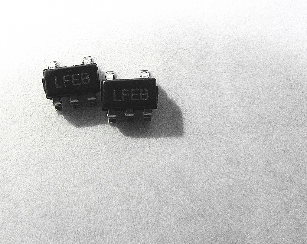 质量稳定价格合理支持配单稳压器