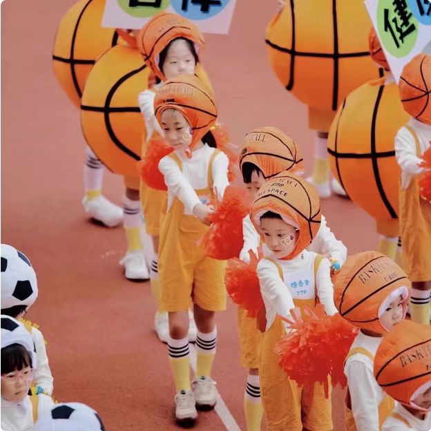 元旦儿童演出服篮球足球头套班级小学生运动会啦啦队舞蹈表演服装